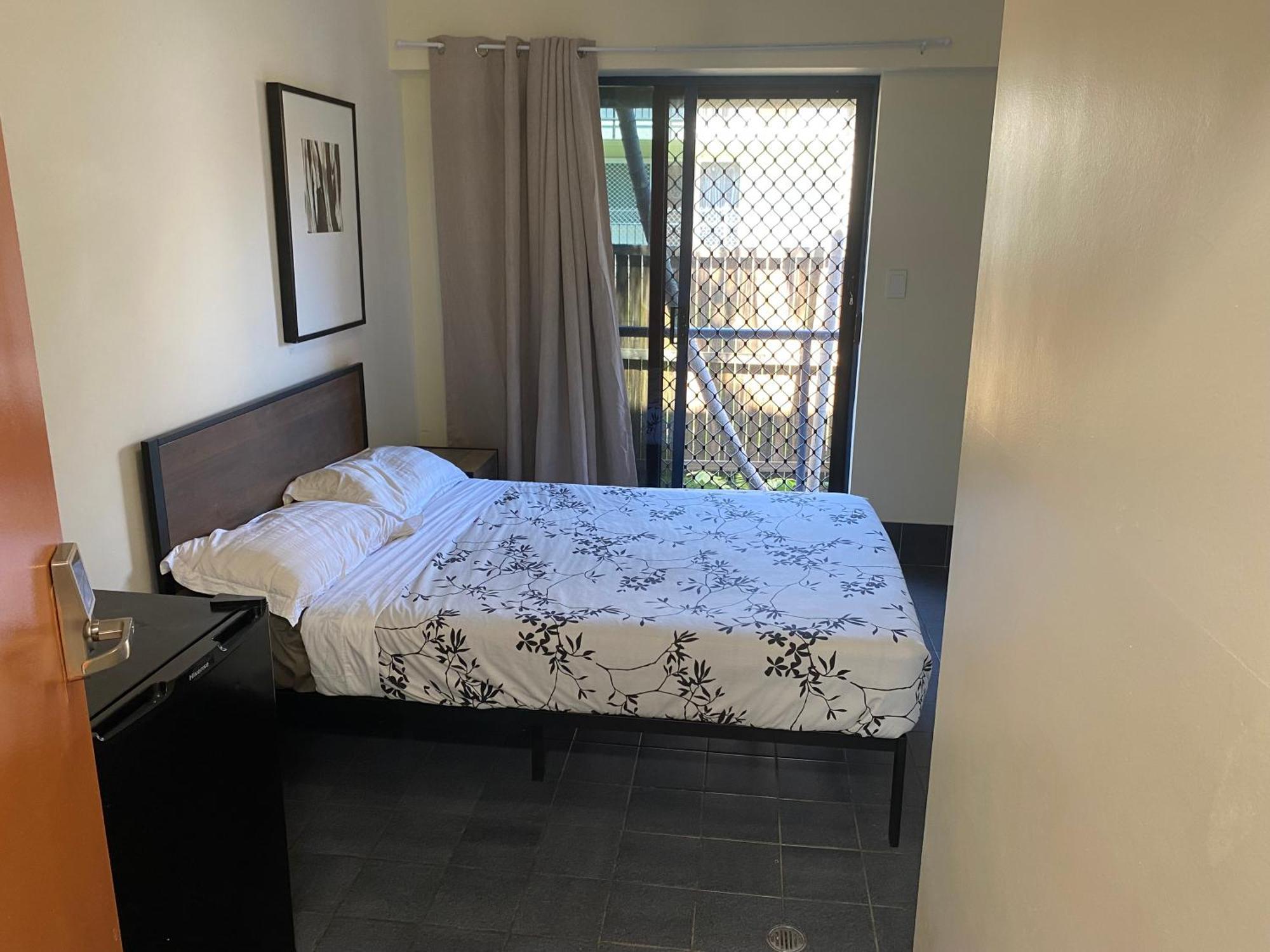 Arrival Lodge Hostel Accommodation Gold Coast Exterior foto